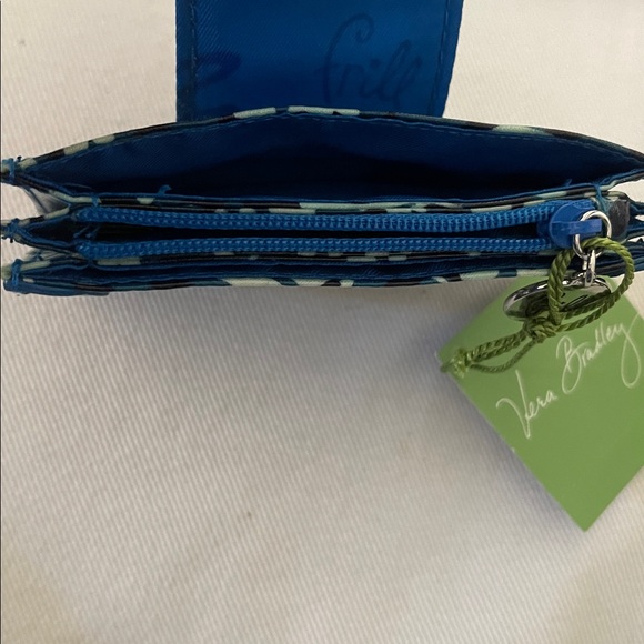 NWT Vera Bradley Blue Lagoon Trifold “Frill” Card Holder - Picture 6 of 9